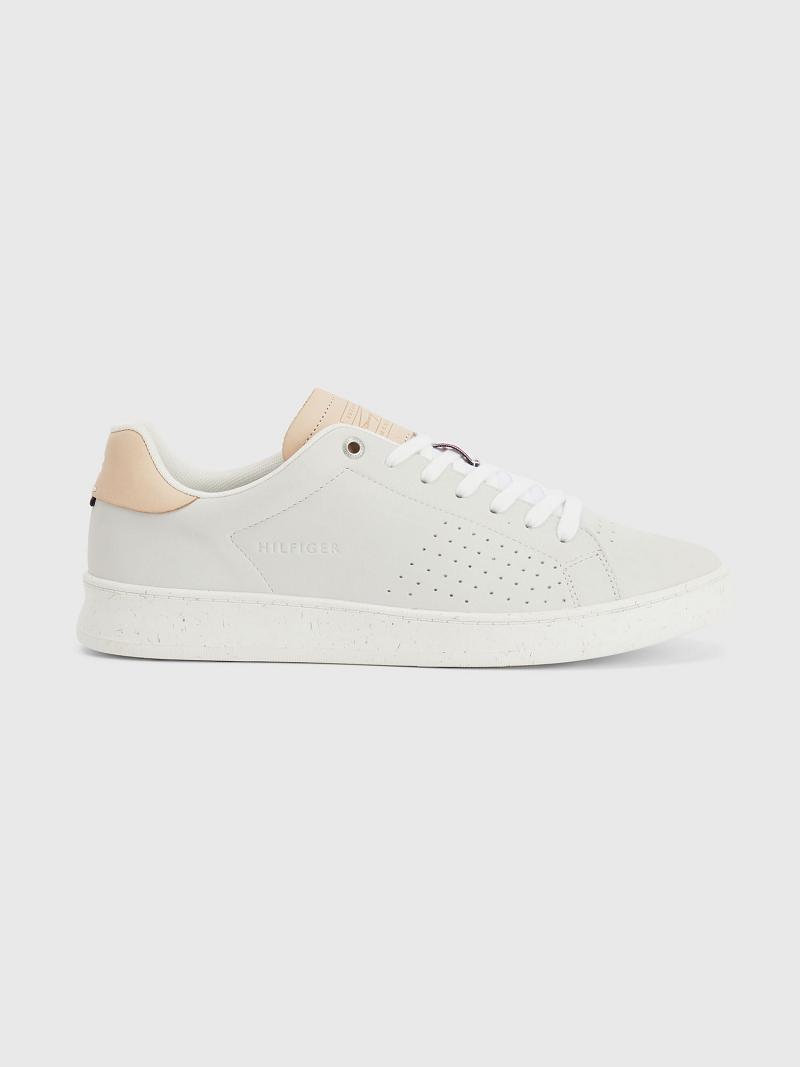 Férfi Tommy Hilfiger Perforated leather Sneaker Fehér | HU 1410YXF